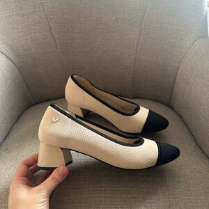 Beige and Black Two-Tone Block Heel Pumps